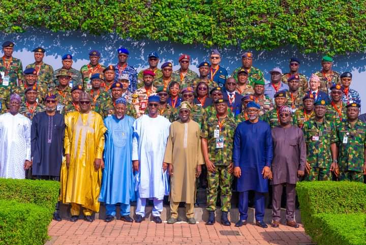 President Tinubu in group photo with the Officers at the presidential villa